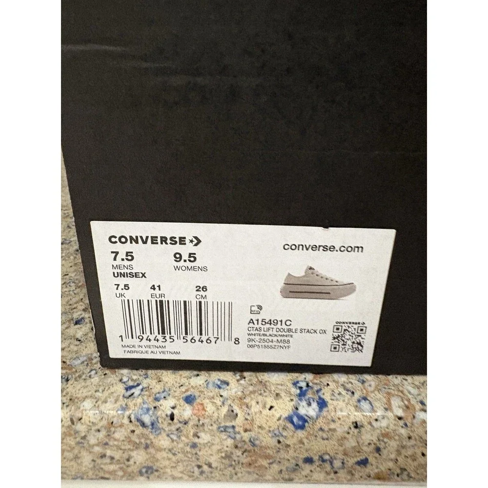 Converse Chuck Taylor All Star Lift Double Stack Platform White Size 9.5 NIB